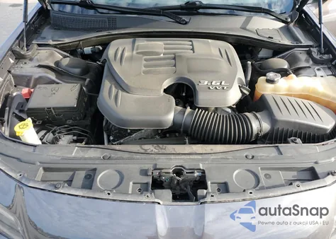 2021 Chrysler 300 S z USA, uszkodzony, nr VIN 2C3CCABG7MH523834